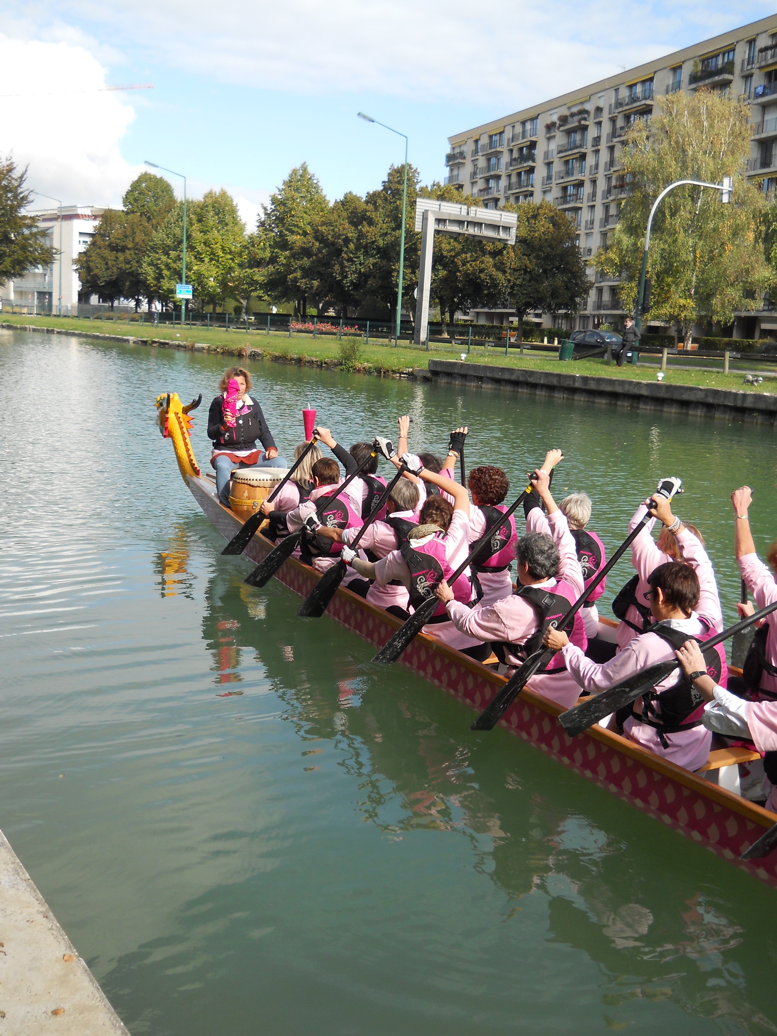 Ruban de l’espoir 2012 – Reims – Dragon Ladies